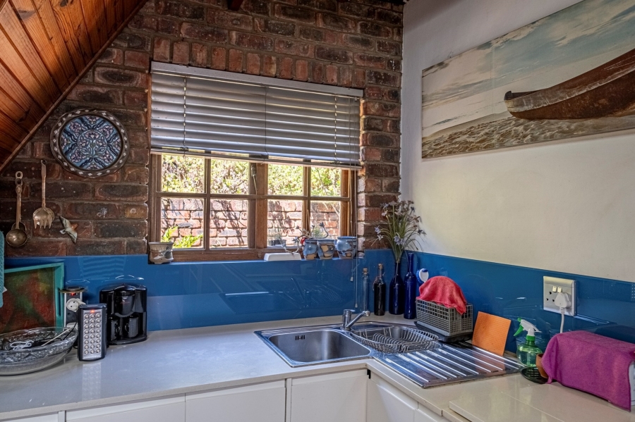 To Let 4 Bedroom Property for Rent in Amsterdamhoek Eastern Cape